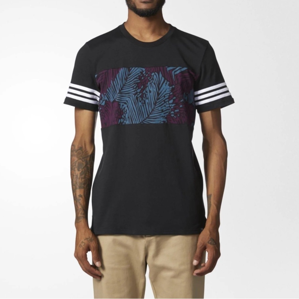 ADIDAS Original Skateboarding Blackbird Blocked Tee - Men’s Size L - Gently Used